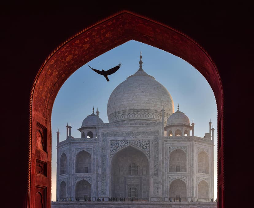 Taj Mahal Tour From Delhi by Luxury Cars